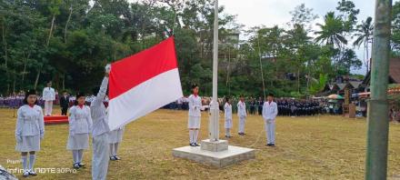 Upacara peringatan hari ulang tahun (HUT) ke-78 Kemerdekaan Republik Indonesia